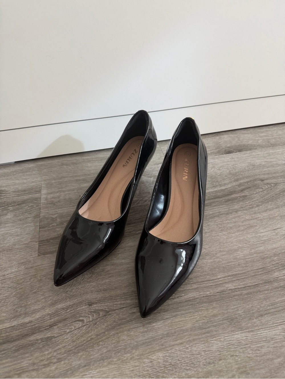 Black Patent Pointed Toe Women’s Flats